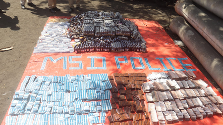 छत्तीसगढ़ महासमुंद पुलिस ने करोड़ों के अवैध मादक पदार्थों को किया नष्ट छत्तीसगढ़ महासमुंद पुलिस ने करोड़ों के अवैध मादक पदार्थों को किया नष्ट