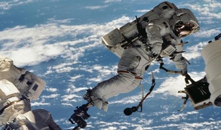 जीरो ग्रैविटी में एस्ट्रोनॉट्स कैसे पीते हैं पानी? जानिए क्या है जीरो-जी कप