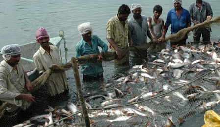 मन की बात में पीएम मोदी बोले- मछुआरे केवल समुद्र के योद्धा नहीं, आत्मनिर्भर भारत की नींव