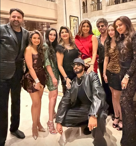 Shah Rukh Khan and Ranveer Singh come together for an 'epic night' Shah Rukh Khan and Ranveer Singh come together for an 'epic night'