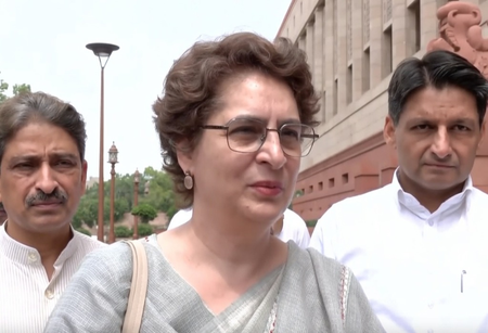 पश्चिम एशिया में जारी तनाव पर हम सब एकजुट रहें, भाजपा ने फैलाई गलतफहमी  प्रियंका गांधी वाड्रा