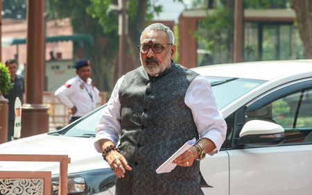 पश्चिम बंगाल में बनेगी भाजपा सरकार तो गोहत्या पर लगेगा प्रतिबंध  गिरिराज सिंह