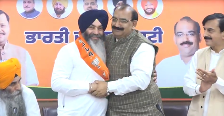 चंडीगढ़  शिरोमणि अकाली दल के नेताओं ने थामा भाजपा का दामन, अश्वनी शर्मा ने कांग्रेस पर साधा निशाना