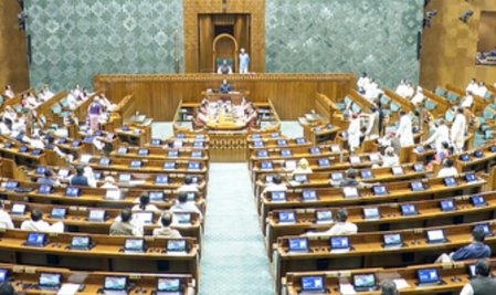 लोकसभा में 1 अप्रैल को पेश होगा आंध्र प्रदेश पुनर्गठन (संशोधन) विधेयक, अमरावती को मिलेगा एकमात्र राजधानी का मान्यता लोकसभा में 1 अप्रैल को पेश होगा आंध्र प्रदेश पुनर्गठन (संशोधन) विधेयक, अमरावती को मिलेगा एकमात्र राजधानी का मान्यता