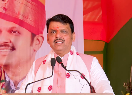 पीएम मोदी ने असम को मजबूती से जोड़ा, कोई तोड़ नहीं सकता  सीएम देवेंद्र फडणवीस