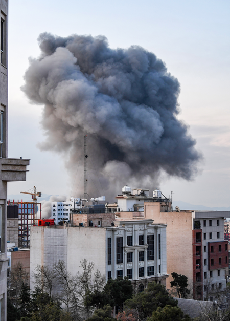 ईरान संघर्ष के शुरुआती हफ्तों में 3 हजार से ज्यादा लोग मारे गए, 43 लाख हुए बेघर डब्ल्यूएचओ ईरान संघर्ष के शुरुआती हफ्तों में 3 हजार से ज्यादा लोग मारे गए, 43 लाख हुए बेघर डब्ल्यूएचओ