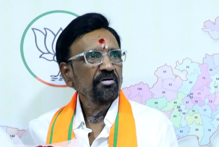 राज्यसभा में पक्ष-विपक्ष में टकराव, नेताओं के विदेश में दिए बयानों पर तकरार राज्यसभा में पक्ष-विपक्ष में टकराव, नेताओं के विदेश में दिए बयानों पर तकरार