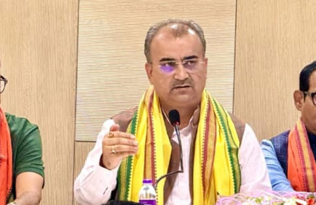 ममता बनर्जी को पश्चिम बंगाल की जनता पर ही विश्वास नहीं  मंगल पांडेय