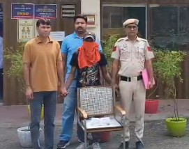 दिल्ली पुलिस की एएसबी सेल ने अवैध हथियार के साथ अपराधी को किया गिरफ्तार