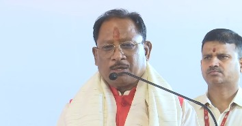 नर्मदा कुंड मंदिर में हनुमान जन्मोत्सव कार्यक्रम में शामिल हुए सीएम साय