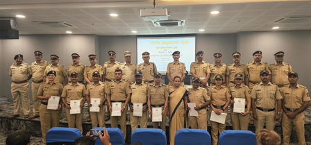 मुंबई पुलिस ने 1,541 से ज्यादा चोरी और गुम हुए मोबाइल फोन बरामद किए मुंबई पुलिस ने 1,541 से ज्यादा चोरी और गुम हुए मोबाइल फोन बरामद किए