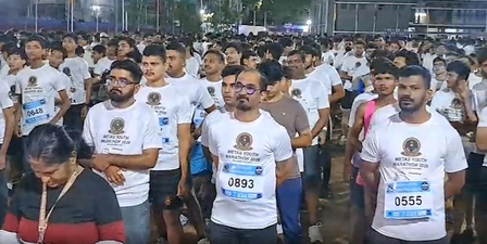 सूरत में यूथ मैराथन को उपमुख्यमंत्री हर्ष संघवी ने दिखाई हरी झंडी, युवाओं ने लगाई स्वास्थ्य की दौड़