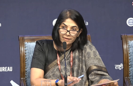 गेहूं-चावल का स्टॉक भरपूर, कमजोर तबकों को उपलब्ध कराया जा रहा अनाज: भारत सरकार गेहूं-चावल का स्टॉक भरपूर, कमजोर तबकों को उपलब्ध कराया जा रहा अनाज: भारत सरकार