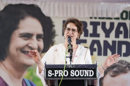 केरलम में बदलाव की आहट, एलडीएफ और भाजपा के बीच सांठगांठ प्रियंका गांधी वाड्रा केरलम में बदलाव की आहट, एलडीएफ और भाजपा के बीच सांठगांठ प्रियंका गांधी वाड्रा