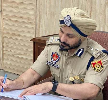 ड्रग्स व भ्रष्टाचार केस में आईपीएस इंदरबीर सिंह पर कसा शिकंजा, पंजाब सरकार ने दी मुकदमा चलाने की मंजूरी