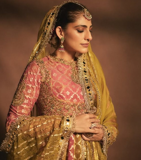 दर्शकों के पास अब पूरी आजादी है कि वे फिल्मी पर्दे चुनें या ओटीटी  कुब्रा सैत