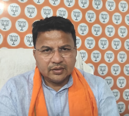 अभिषेक बनर्जी पहले बंगाल में टीएमसी की सरकार बचाएं  ज्योतिर्मय सिंह महतो