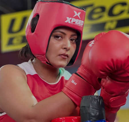 बॉक्सिंग रिंग में मुक्के बरसाती नजर आएंगी अंजना सिंह, फिल्म लेडी बॉक्सर की शूटिंग पूरी बॉक्सिंग रिंग में मुक्के बरसाती नजर आएंगी अंजना सिंह, फिल्म लेडी बॉक्सर की शूटिंग पूरी