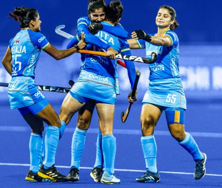 अर्जेंटीना दौरे के लिए भारतीय महिला हॉकी टीम की घोषणा, सविता और दीपिका की वापसी अर्जेंटीना दौरे के लिए भारतीय महिला हॉकी टीम की घोषणा, सविता और दीपिका की वापसी