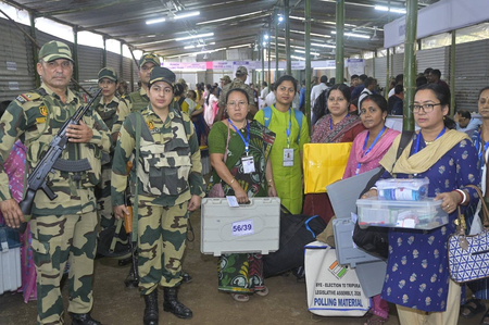 त्रिपुरा उपचुनाव में महिला मतदाताओं की भूमिका निर्णायक, छह उम्मीदवारों के बीच सत्ता की होड़