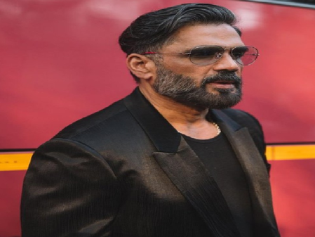 सुनील शेट्टी को जोशीला लगा डकैत एक प्रेम कथा का ट्रेलर, अदिवि शेष और मृणाल ठाकुर को बताया शानदार सुनील शेट्टी को जोशीला लगा डकैत एक प्रेम कथा का ट्रेलर, अदिवि शेष और मृणाल ठाकुर को बताया शानदार