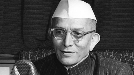 मोरारजी देसाई इंदिरा गांधी को आंख दिखा छोड़ दिया था उप-प्रधानमंत्री का पद, फिर जब लौटे तो बने देश के पहले गैर-कांग्रेस पीएम