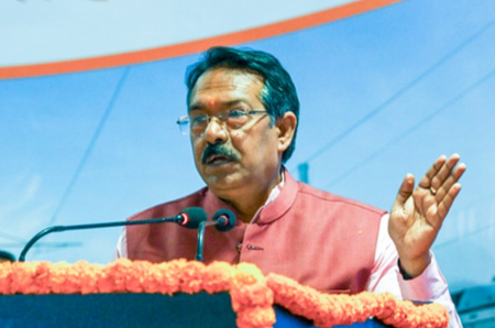 सड़क दुर्घटनाओं में होने वाली 45 प्रतिशत मौतें दोपहिया वाहनों से होती हैं हर्ष मल्होत्रा सड़क दुर्घटनाओं में होने वाली 45 प्रतिशत मौतें दोपहिया वाहनों से होती हैं हर्ष मल्होत्रा