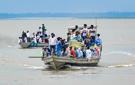 विधानसभा चुनाव  असम, केरल और पुडुचेरी में भारी मतदान, दो राज्यों में रिकॉर्ड वोटिंग