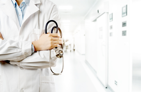 चीन ने स्तरीय चिकित्सा प्रणाली के निर्माण में तेजी लाने के लिए कई उपाय जारी किए