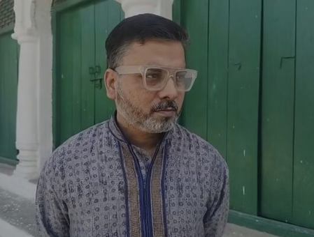 खामेनेई के वंशज ने पाकिस्तान को बताया अमेरिका का गुलाम, सीजफायर वार्ता को सराहा खामेनेई के वंशज ने पाकिस्तान को बताया अमेरिका का गुलाम, सीजफायर वार्ता को सराहा