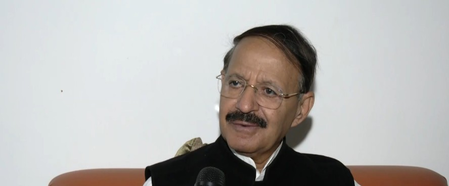 जो काम भारत को करना चाहिए था, वो काम पाकिस्तान कर रहा राशिद अल्वी