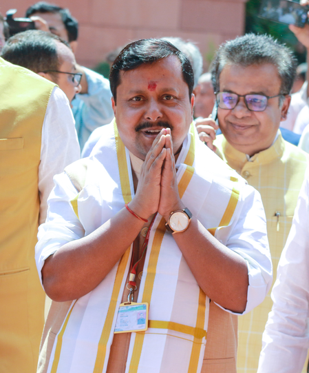 नारी शक्ति वंदन अधिनियम रोककर विपक्ष ने फिर दिखाया महिला विरोधी चेहरा  नितिन नवीन