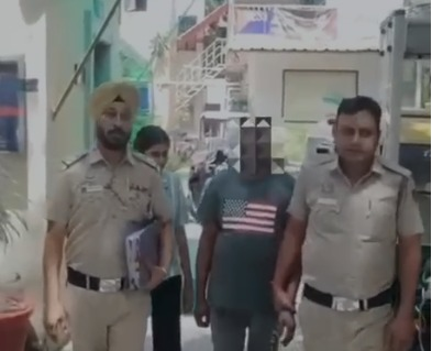 दिल्ली पुलिस ने प्रॉपर्टी फ्रॉड का बड़ा भंडाफोड़ किया दृष्टिबाधित कर्मचारी से 14.5 लाख ठगी करने वाला आरोपी गिरफ्तार