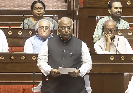 राज्यसभा के उपसभापति हरिवंश को विपक्ष ने दी बधाई, लोकसभा उपाध्यक्ष का मुद्दा भी उठाया