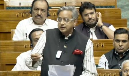 शशि थरूर ने परिसीमन बिल को बताया राजनीतिक नोटबंदी, बोले-जल्दबाजी न करे सरकार