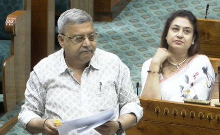 2027 यूपी चुनाव में 50 प्रतिशत टिकट महिलाओं को दें  कल्याण बनर्जी