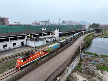 चीन-यूरोप कार्गो एक्सप्रेस ने 5,460 यात्राएं कीं