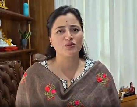 नासिक टीसीएस मामले पर बोलीं नवनीत राणा, हिंदू बेटियों पर जुल्म बर्दाश्त नहीं