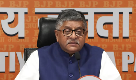 कांग्रेस ने अपना क्रूर चेहरा देश की महिलाओं के सामने उजागर कियाः स्मृति ईरानी