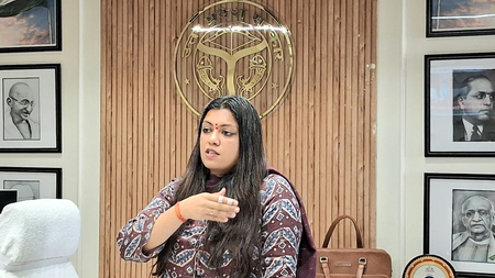 गौतमबुद्ध नगर श्रमिकों के बेहतर स्वास्थ्य के लिए जिला प्रशासन सक्रिय, औद्योगिक क्षेत्रों में लगेंगे मेडिकल कैंप