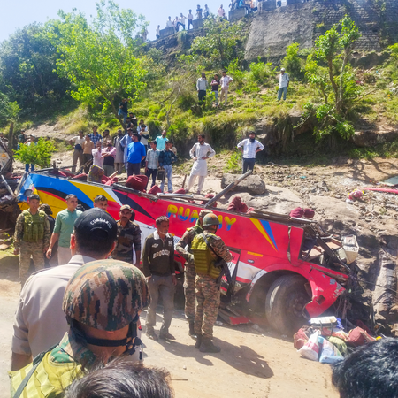 ऊधमपुर बस हादसा  21 लोगों की मौत, 61 घायल, केंद्र के बाद राज्य सरकार ने भी किया मुआवजे का ऐलान