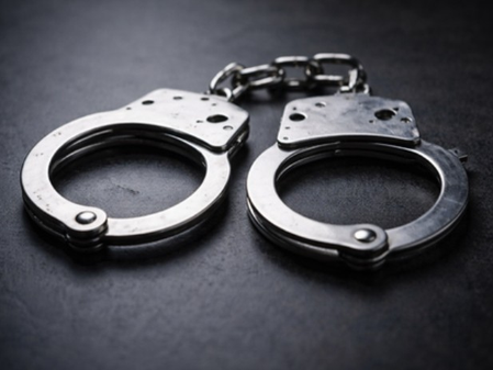 जम्मू-कश्मीर बारामूला पुलिस ने पट्टन में जुए के अड्डे का भंडाफोड़ किया, चार गिरफ्तार