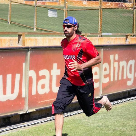 आईसीयू में भर्ती अफगानिस्तान के पूर्व क्रिकेटर शपूर जादरान, दुर्लभ बीमारी से पीड़ित