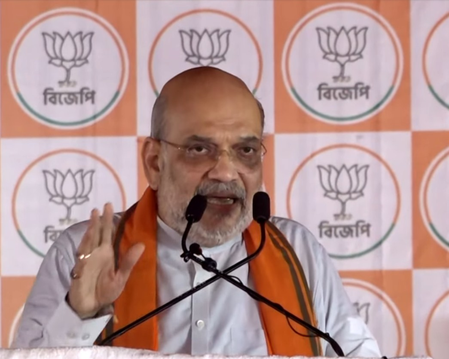 पीएम मोदी को आतंकवादी कहना देश का अपमान, अमित शाह का खड़गे पर पलटवार