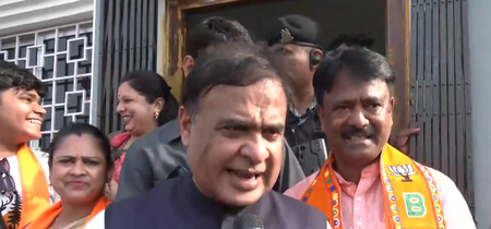 बंगाल चुनाव  हिमंता बिस्वा सरमा ने ममता बनर्जी पर साधा निशाना, बोले- उनसे ज्यादा मांस खा जाऊंगा