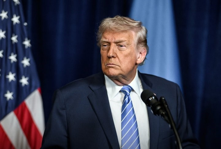 नाव छोटी हो या बड़ी, ब‍िना हिचकिचाहट गोली मारो, होर्मुज स्‍ट्रेट को लेकर ट्रंप ने जारी क‍िए आदेश