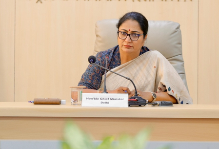 नई दिल्ली भीषण गर्मी के बीच दिल्ली सीएम का सख्त निर्देश, स्कूलों के लिए जारी की गाइडलाइन