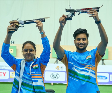 आईएसएसएफ जूनियर वर्ल्ड कप वंशिका और चिराग ने जीता गोल्ड, शीर्ष पर भारत