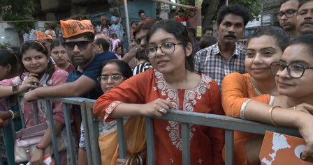 कोलकाता पीएम मोदी के रोड शो में उमड़ा जनसैलाब, महिलाएं बोलीं- भाजपा सरकार में मिलेगी सुरक्षा, होंगे बदलाव