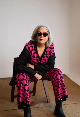 किसी को नीचे गिराकर हम खुद ऊपर नहीं उठ सकते  जीनत अमान